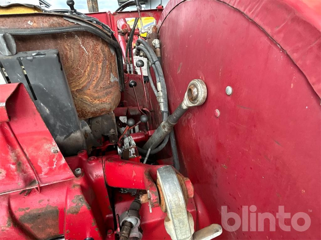 جرار Case IHC 654: صورة 34 جرار Case IHC 654: صورة 34