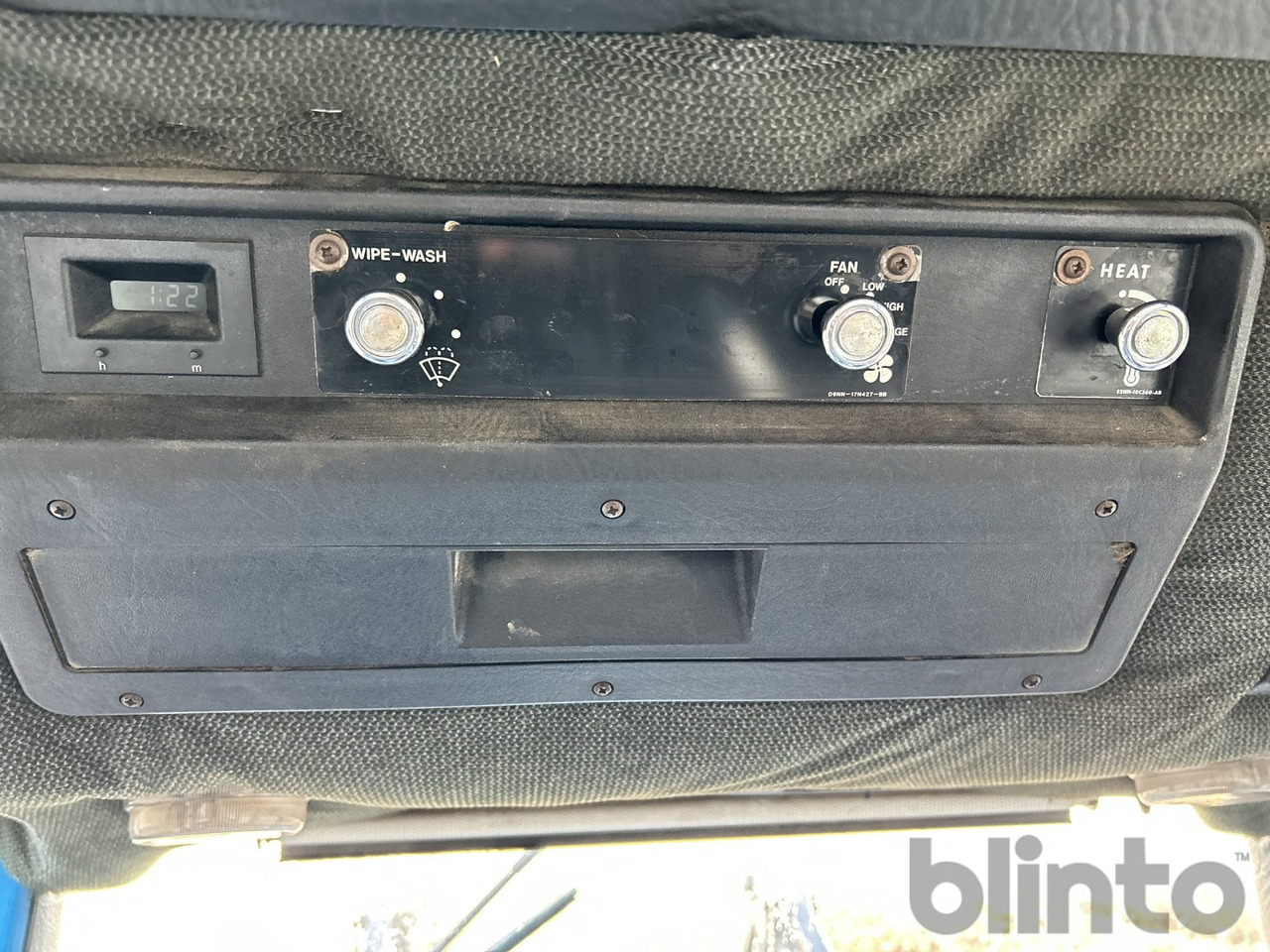 جرار FORD 6410 4WD: صورة 46