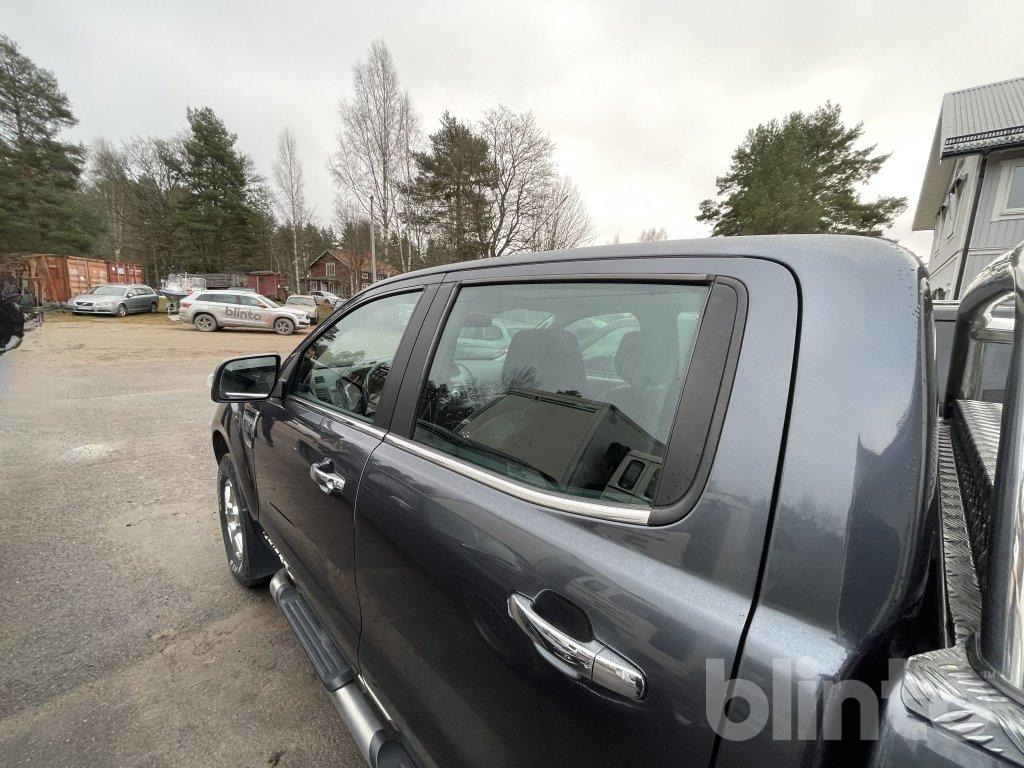 شاحنة البيك أب FORD Ranger 4WD: صورة 18