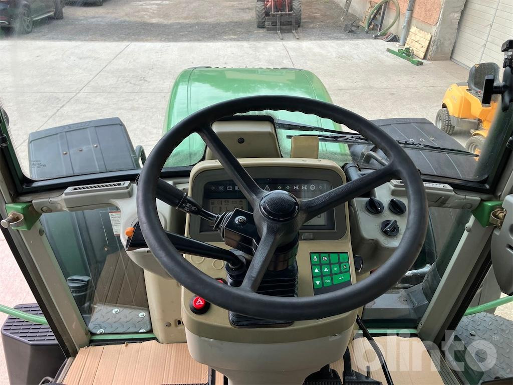 جرار Fendt 924 Vario TMS (2004): صورة 34 جرار Fendt 924 Vario TMS (2004): صورة 34