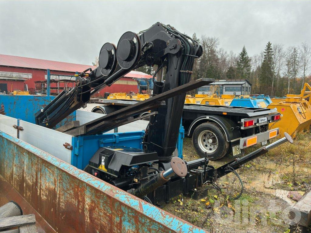 HIAB 135 - جسم الشاحنة المسطحة: صورة 4 HIAB 135 - جسم الشاحنة المسطحة: صورة 4