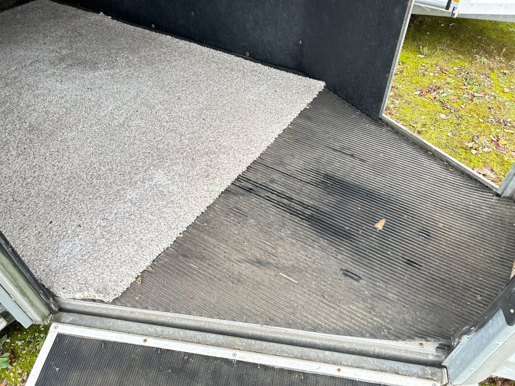 IFOR WILLIAMS HB510 R - عربة نقل خيل: صورة 3 IFOR WILLIAMS HB510 R - عربة نقل خيل: صورة 3