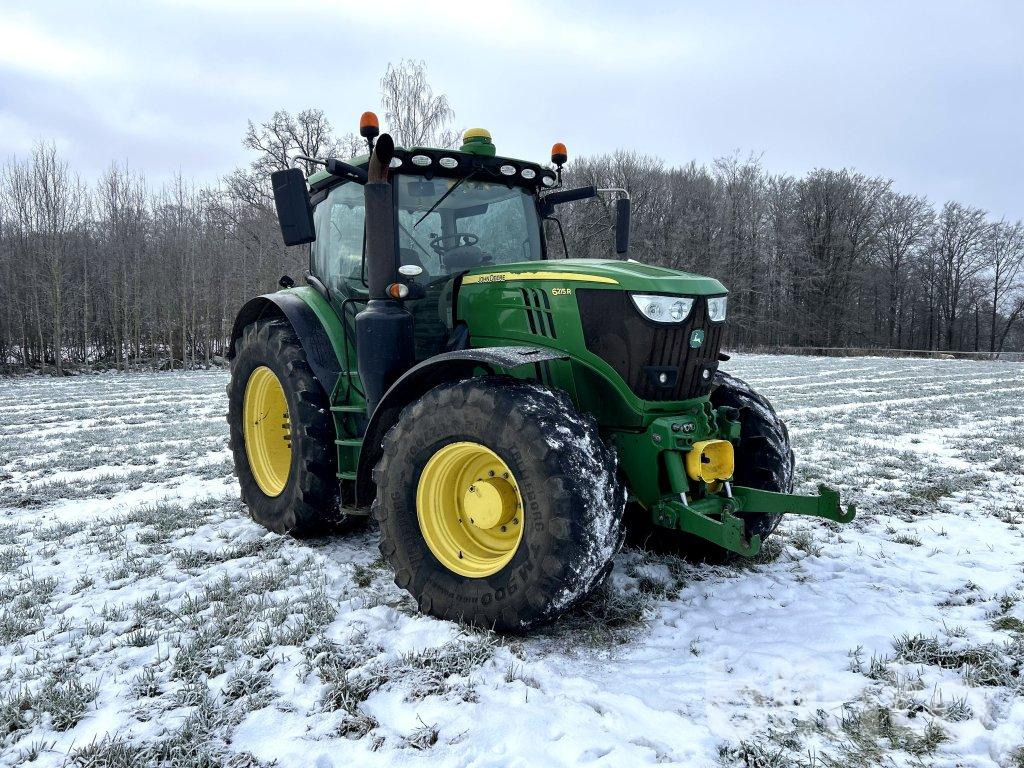 JOHN DEERE 6215R - جرار: صورة 3 JOHN DEERE 6215R - جرار: صورة 3