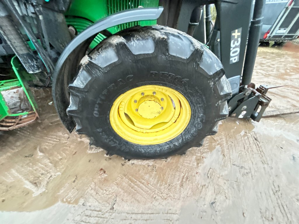 جرار JOHN DEERE 6320E: صورة 12 جرار JOHN DEERE 6320E: صورة 12
