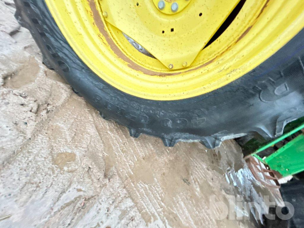 جرار JOHN DEERE 6320E: صورة 14 جرار JOHN DEERE 6320E: صورة 14