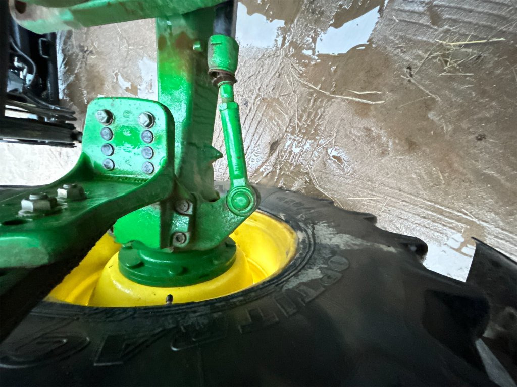 جرار JOHN DEERE 6320E: صورة 39 جرار JOHN DEERE 6320E: صورة 39