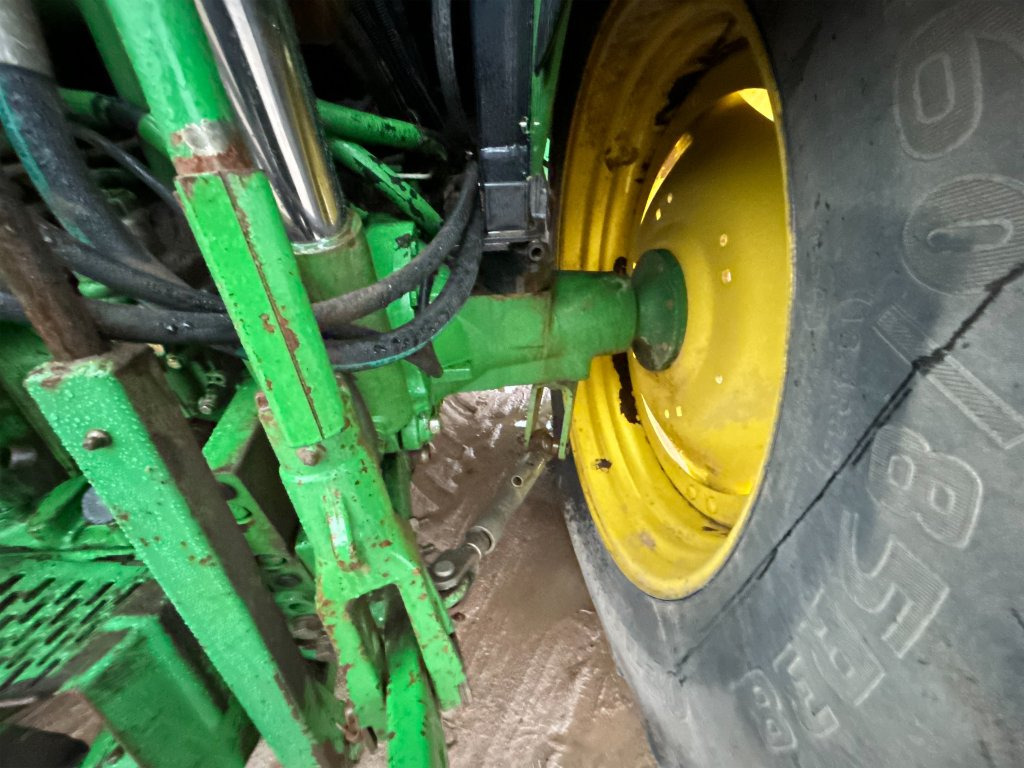 جرار JOHN DEERE 6320E: صورة 18 جرار JOHN DEERE 6320E: صورة 18