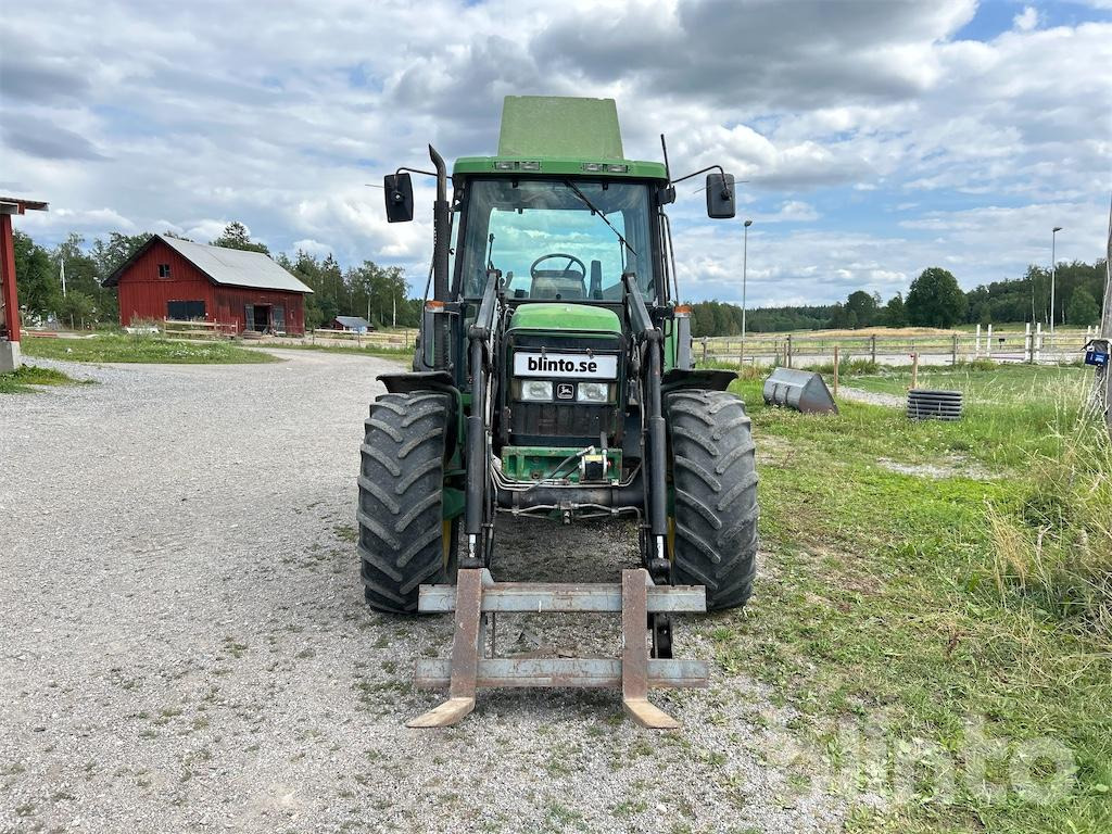 JOHN DEERE 6400 - جرار: صورة 4 JOHN DEERE 6400 - جرار: صورة 4