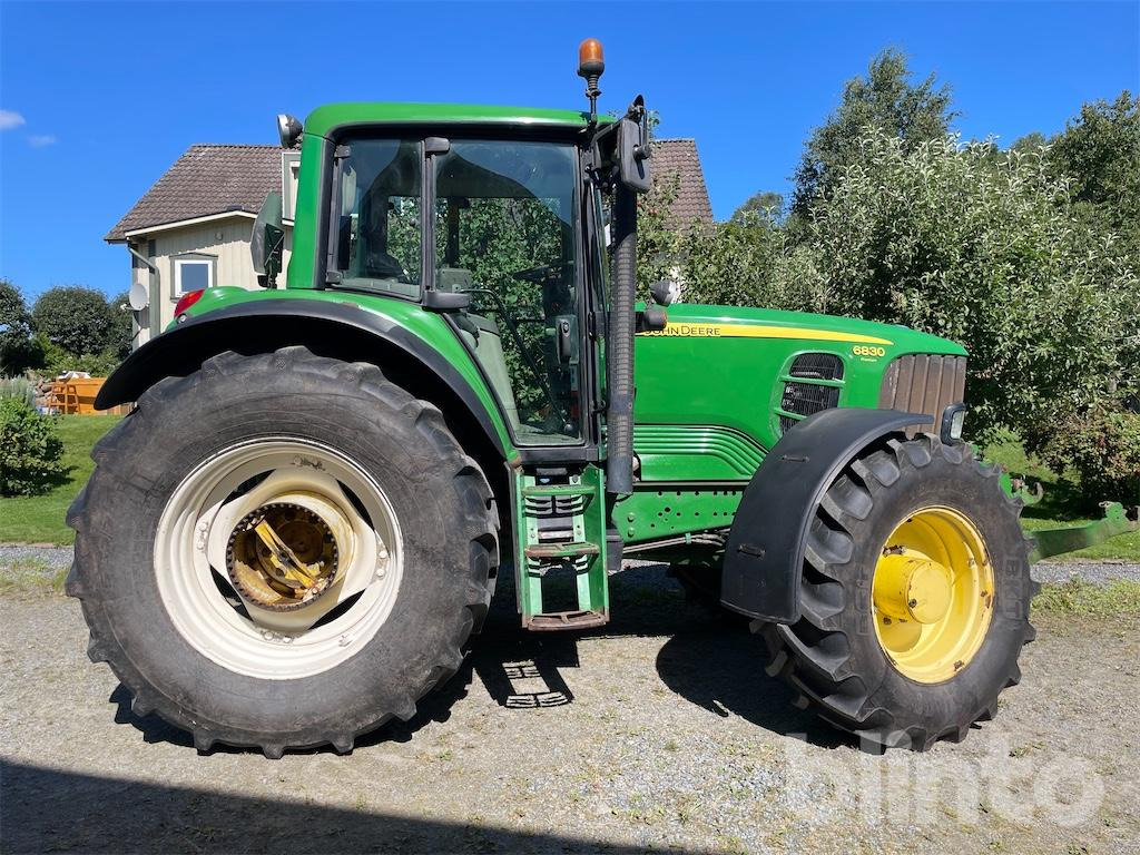 JOHN DEERE 6830 Premium - جرار: صورة 2 JOHN DEERE 6830 Premium - جرار: صورة 2