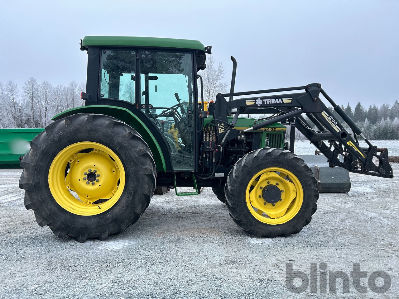 John Deere 5400 4WD med lastare och redskap - جرار: صورة 5 John Deere 5400 4WD med lastare och redskap - جرار: صورة 5