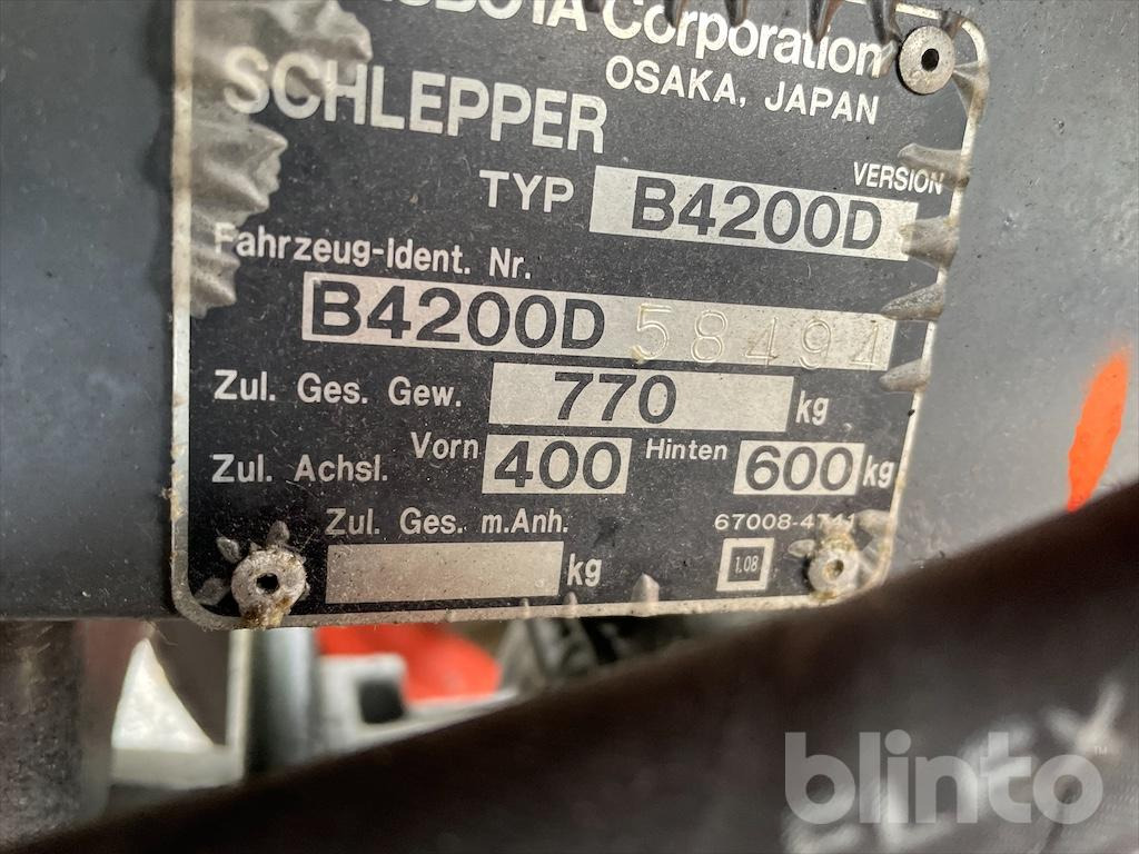 Kubota B4200D - جرار البلدية: صورة 5 Kubota B4200D - جرار البلدية: صورة 5