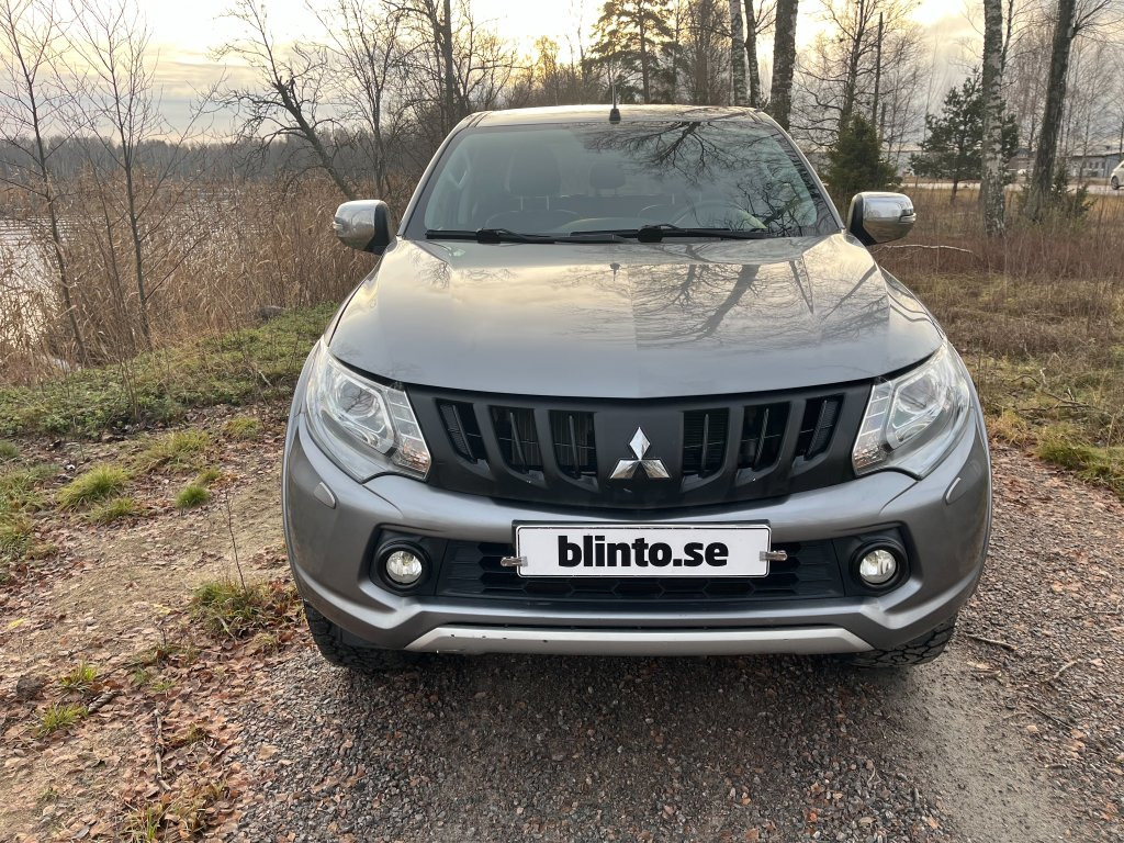 MITSUBISHI L200 - شاحنة البيك أب: صورة 2 MITSUBISHI L200 - شاحنة البيك أب: صورة 2