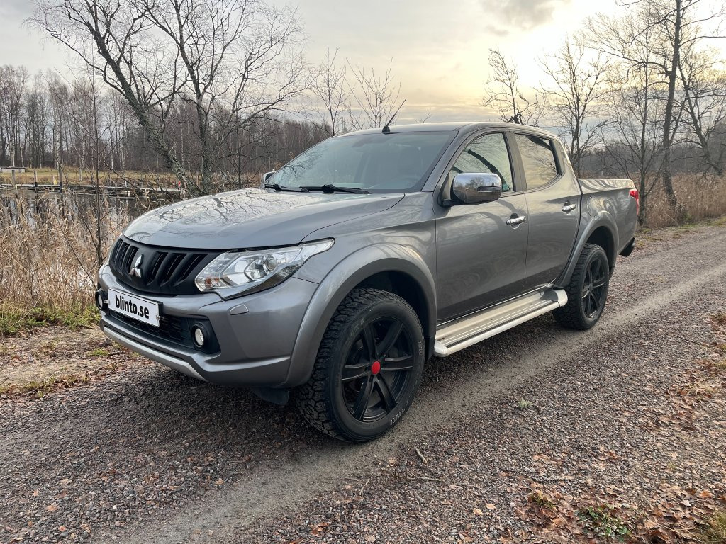 MITSUBISHI L200 - شاحنة البيك أب: صورة 1 MITSUBISHI L200 - شاحنة البيك أب: صورة 1