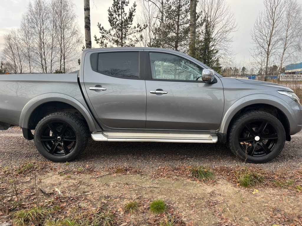 MITSUBISHI L200 - شاحنة البيك أب: صورة 4 MITSUBISHI L200 - شاحنة البيك أب: صورة 4