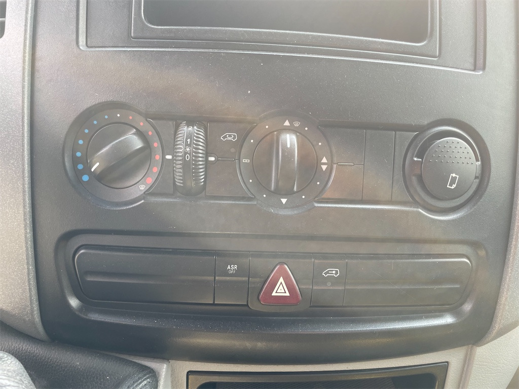 شاحنة بيع الطعام Mercedes Benz Sprinter: صورة 28
