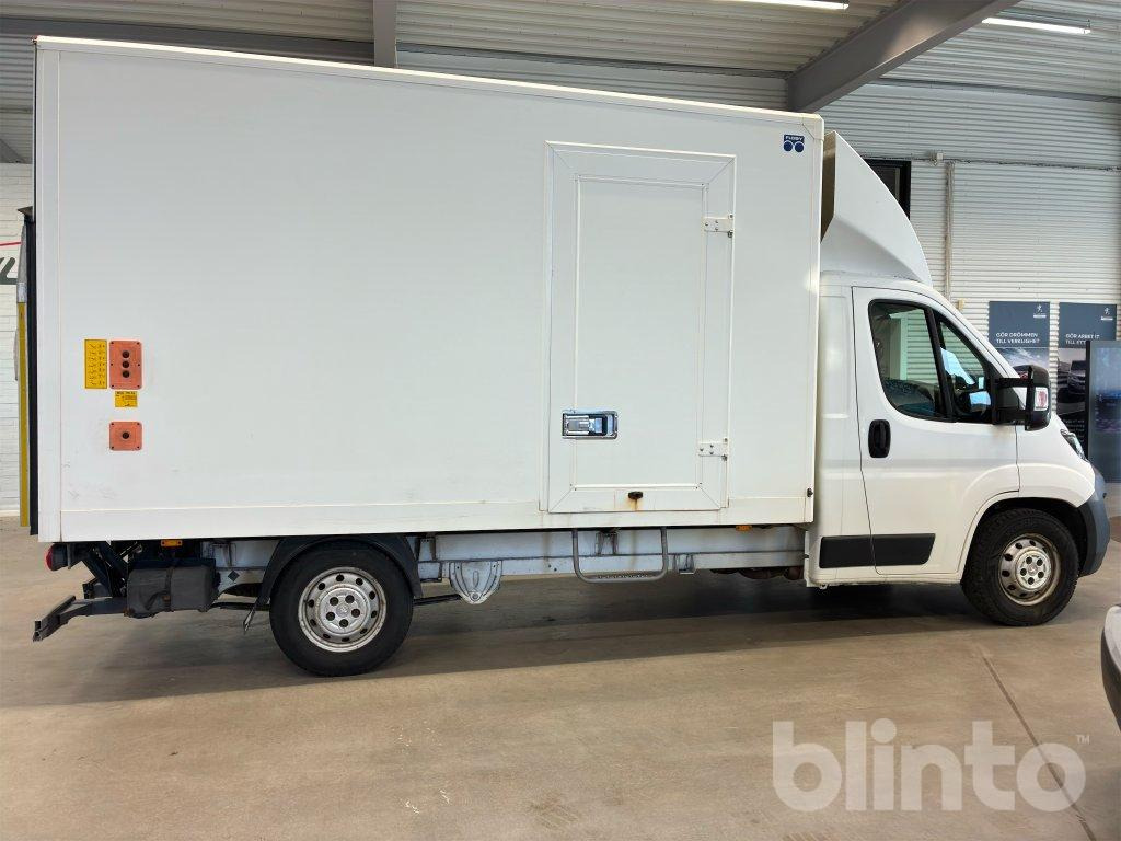 PEUGEOT - شاحنة التوصيل: صورة 4 PEUGEOT - شاحنة التوصيل: صورة 4