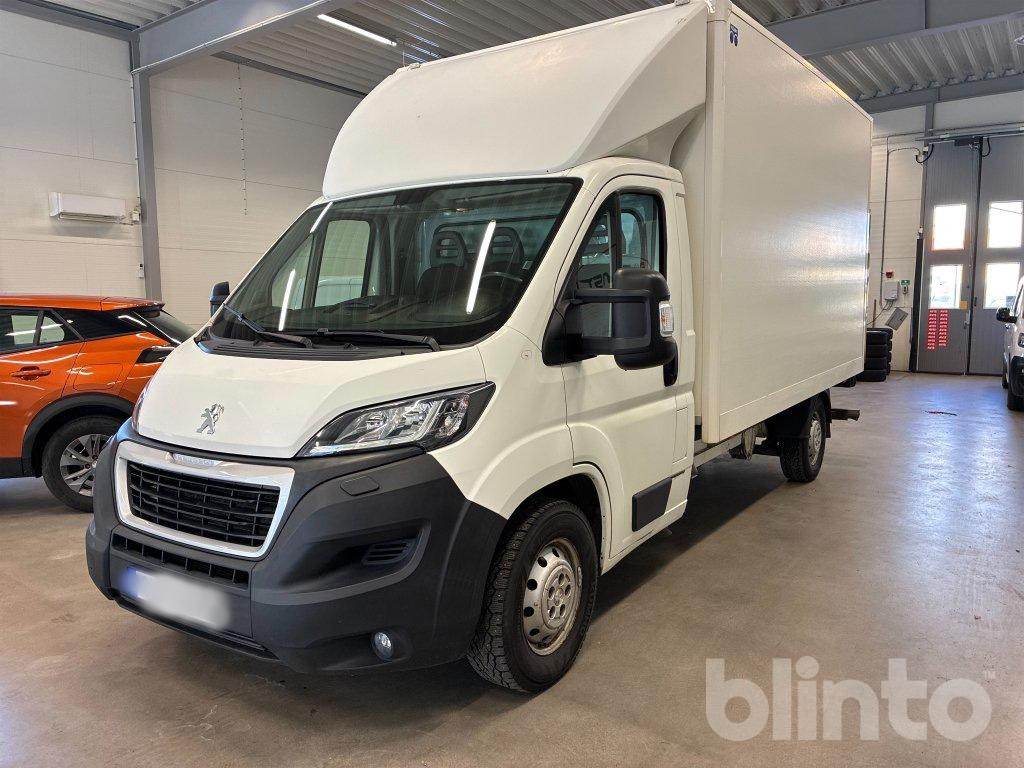 PEUGEOT - شاحنة التوصيل: صورة 1 PEUGEOT - شاحنة التوصيل: صورة 1