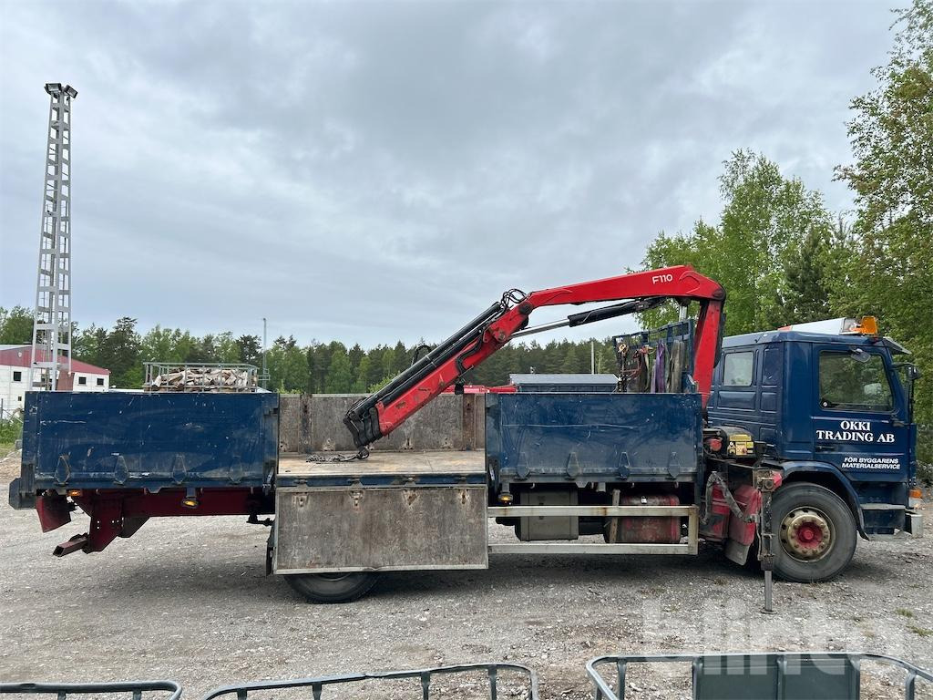 SCANIA G93ML4X2L 21050 / Med Fassi F110 från 2008 - شاحنات مسطحة, شاحنة كرين: صورة 5 SCANIA G93ML4X2L 21050 / Med Fassi F110 från 2008 - شاحنات مسطحة, شاحنة كرين: صورة 5