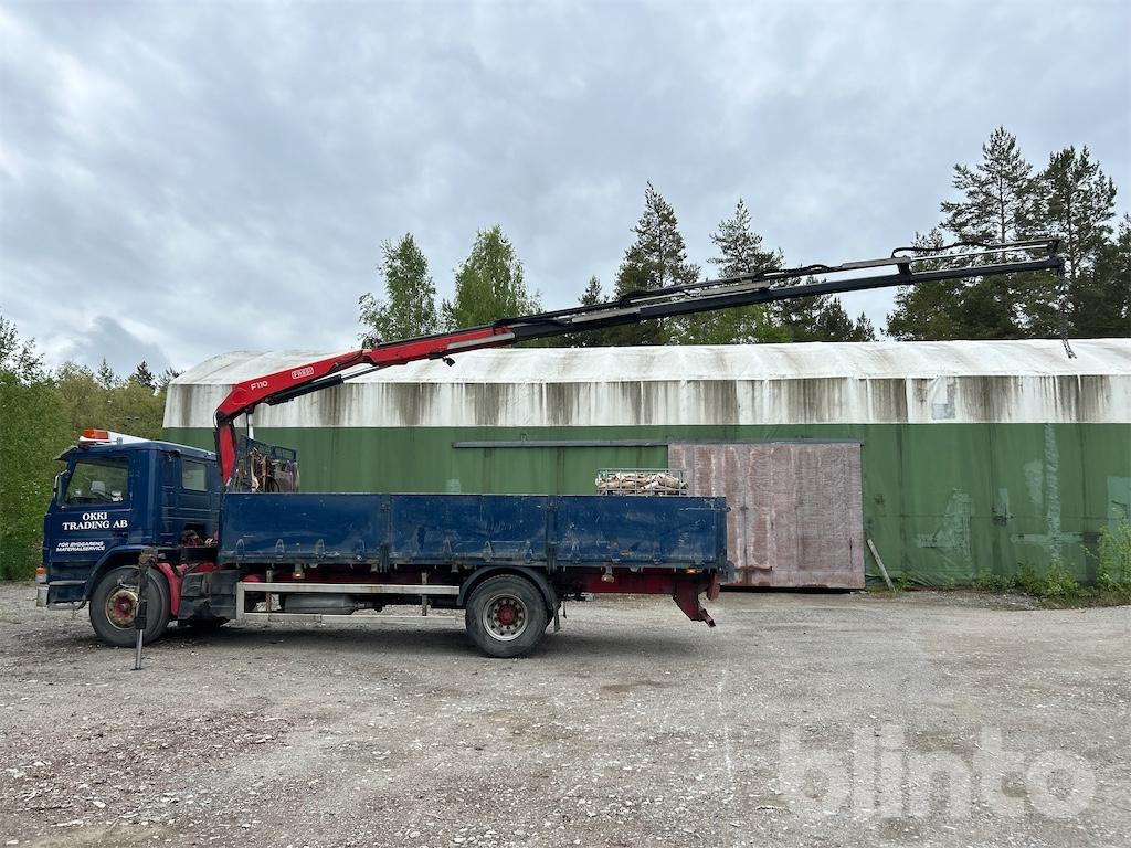 SCANIA G93ML4X2L 21050 / Med Fassi F110 från 2008 - شاحنات مسطحة, شاحنة كرين: صورة 1 SCANIA G93ML4X2L 21050 / Med Fassi F110 från 2008 - شاحنات مسطحة, شاحنة كرين: صورة 1