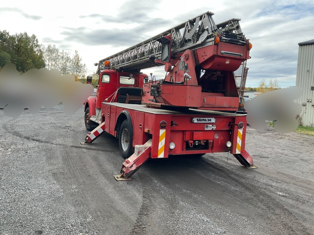 SCANIA L 81 S 50 165 - سيارة إطفاء: صورة 3 SCANIA L 81 S 50 165 - سيارة إطفاء: صورة 3