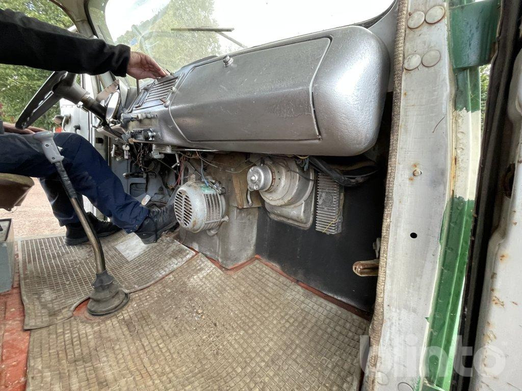 شاحنات مسطحة SCANIA LS 85S 42 220: صورة 46 شاحنات مسطحة SCANIA LS 85S 42 220: صورة 46