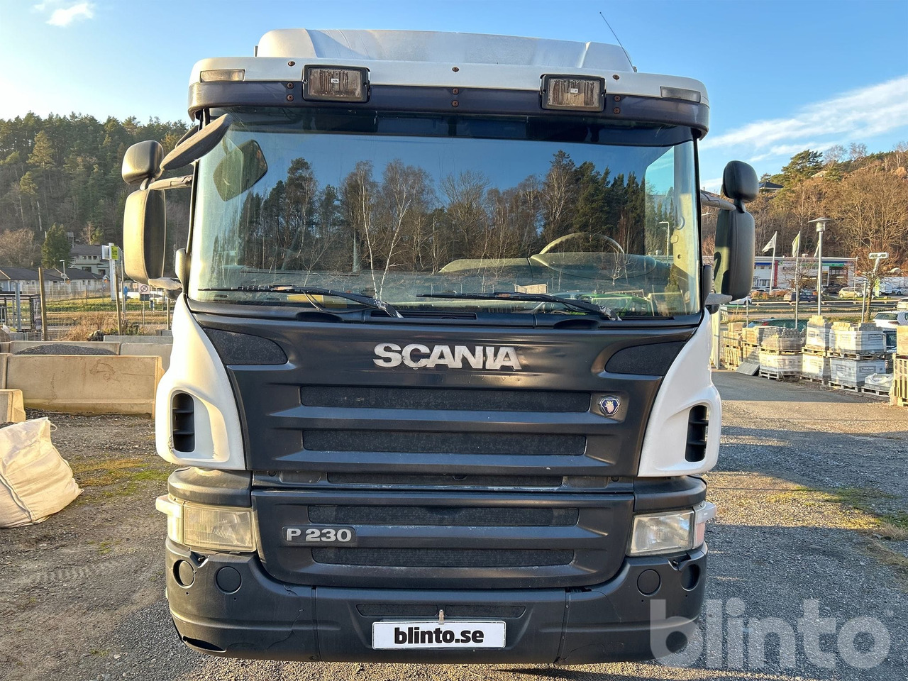 SCANIA P230LB4X2HNA - شاحنة: صورة 2 SCANIA P230LB4X2HNA - شاحنة: صورة 2