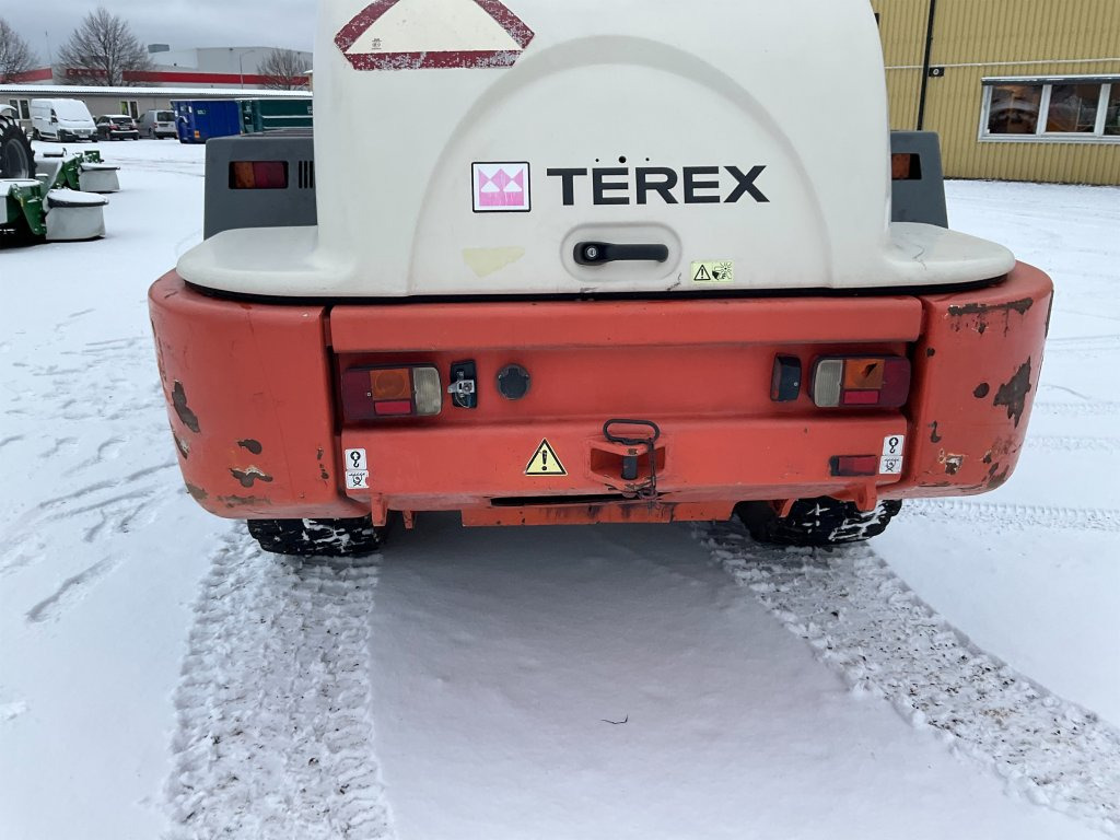 اللودر بعجل Terex TL160: صورة 35