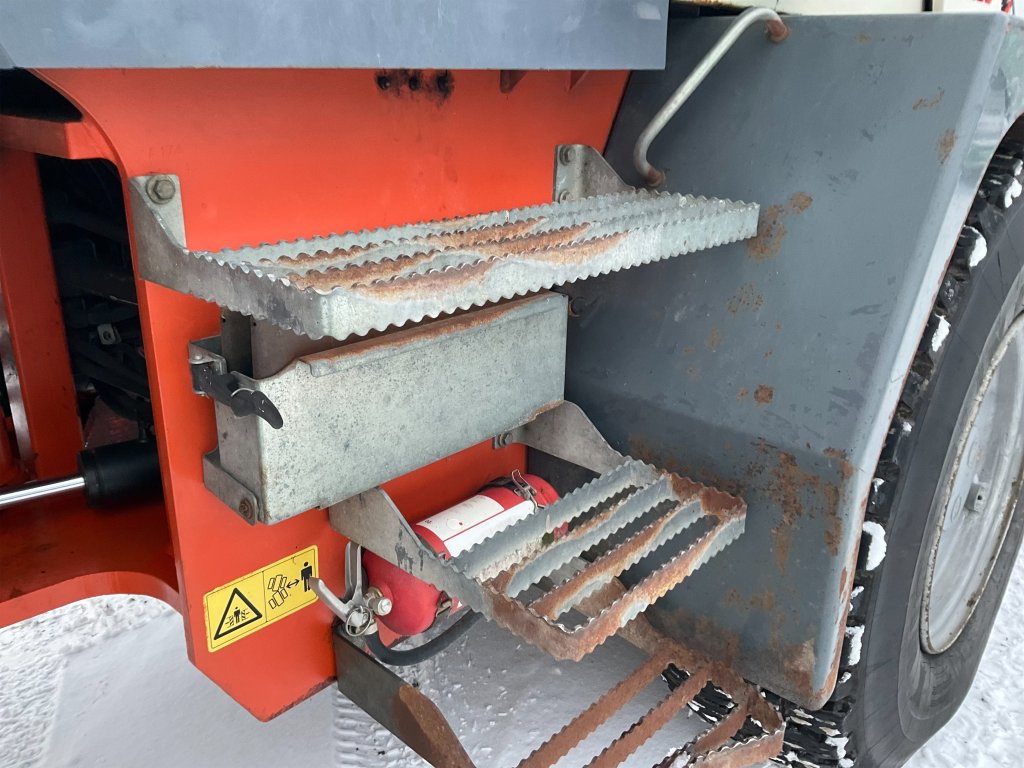 اللودر بعجل Terex TL160: صورة 21