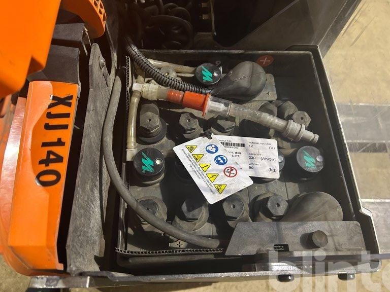 آلة التكديس Toyota SWE080L: صورة 14