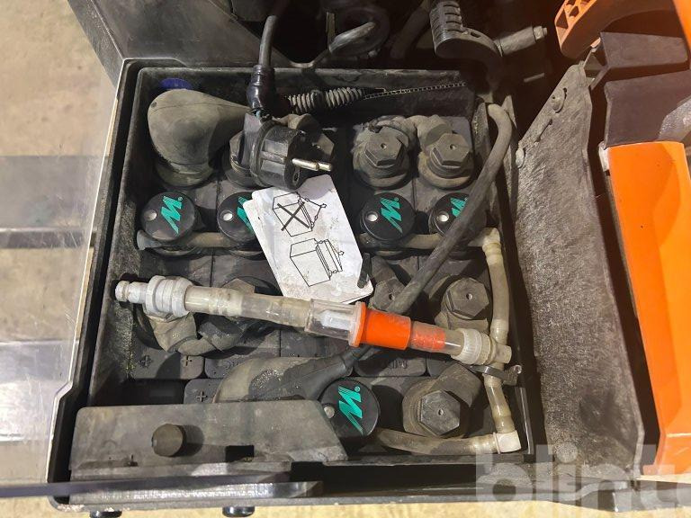 آلة التكديس Toyota SWE080L: صورة 15