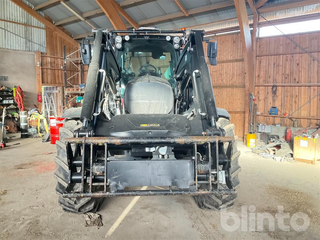 جرار VALTRA N135 twintrack: صورة 8
