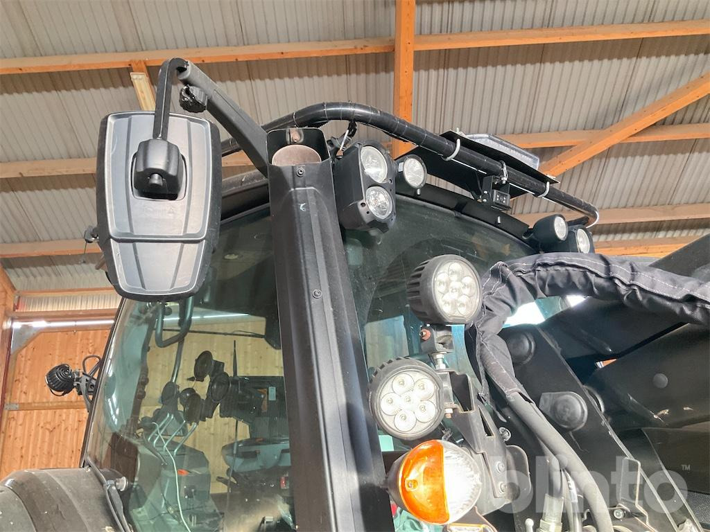 جرار VALTRA N135 twintrack: صورة 30