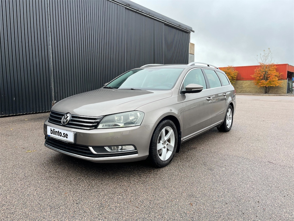 VOLKSWAGEN Passat Variant 2,0 TDI (Kommunbil) - سيارة: صورة 1 VOLKSWAGEN Passat Variant 2,0 TDI (Kommunbil) - سيارة: صورة 1