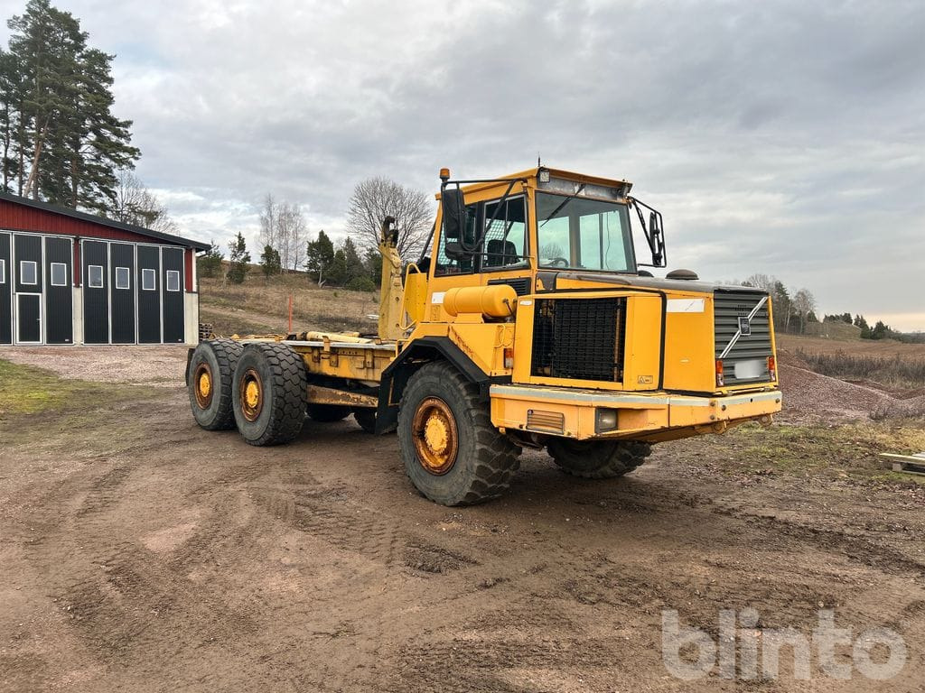 VOLVO 5350 - شاحنة قلاب مفصلية: صورة 3 VOLVO 5350 - شاحنة قلاب مفصلية: صورة 3