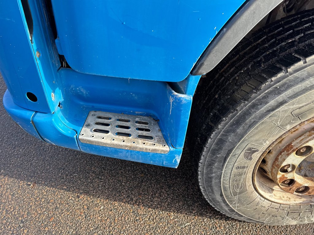 شاحنة قطع الأشجار VOLVO FH12 6X4: صورة 14