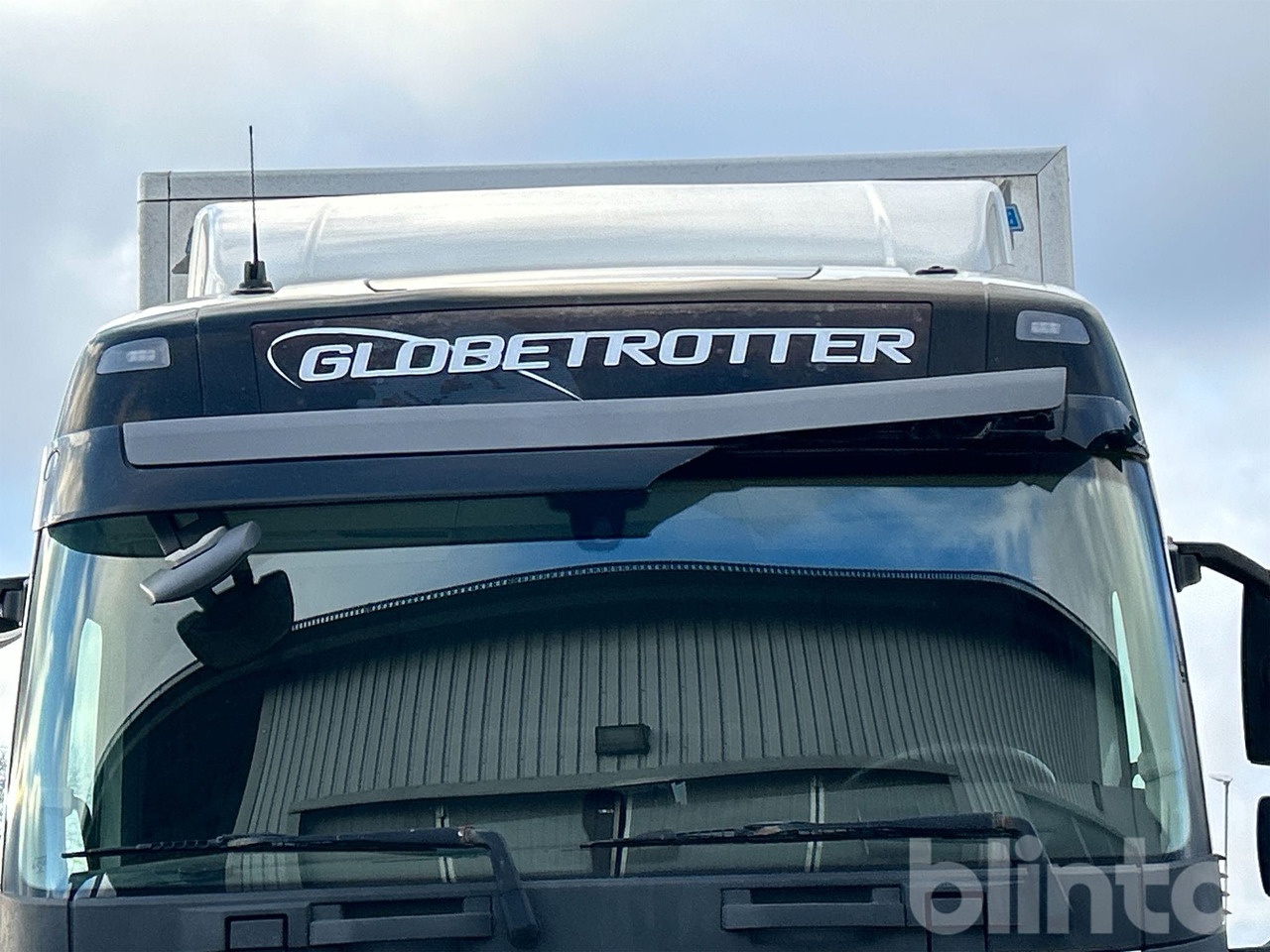 VOLVO FH - شاحنة مقفلة: صورة 3 VOLVO FH - شاحنة مقفلة: صورة 3