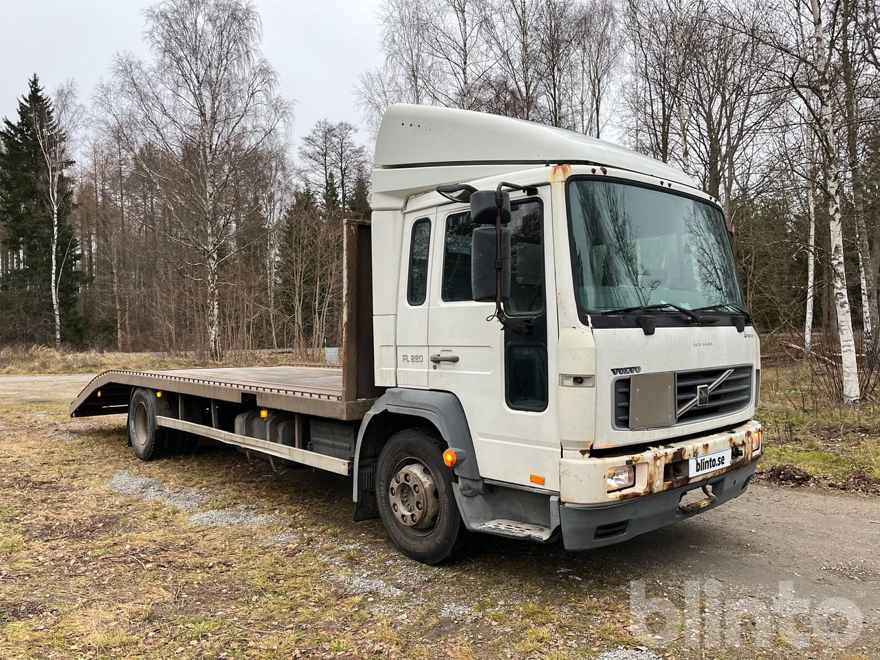 VOLVO FL6 H - شاحنة نقل سيارات شاحنة: صورة 3 VOLVO FL6 H - شاحنة نقل سيارات شاحنة: صورة 3