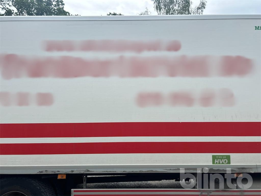 شاحنة الفريزر VOLVO FM 330: صورة 23