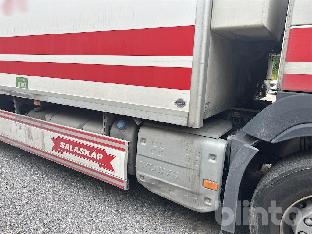 شاحنة الفريزر VOLVO FM 330: صورة 20