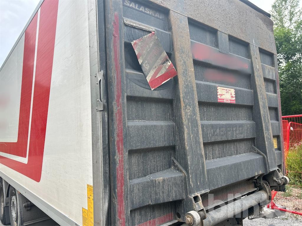 شاحنة الفريزر VOLVO FM 330: صورة 37