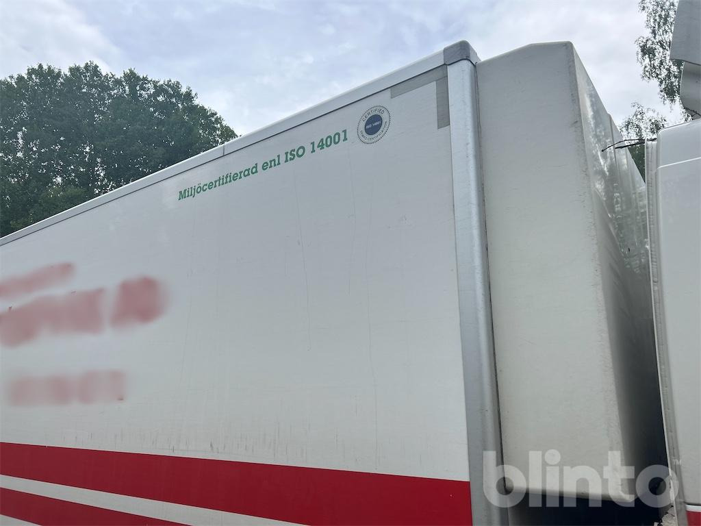 شاحنة الفريزر VOLVO FM 330: صورة 19