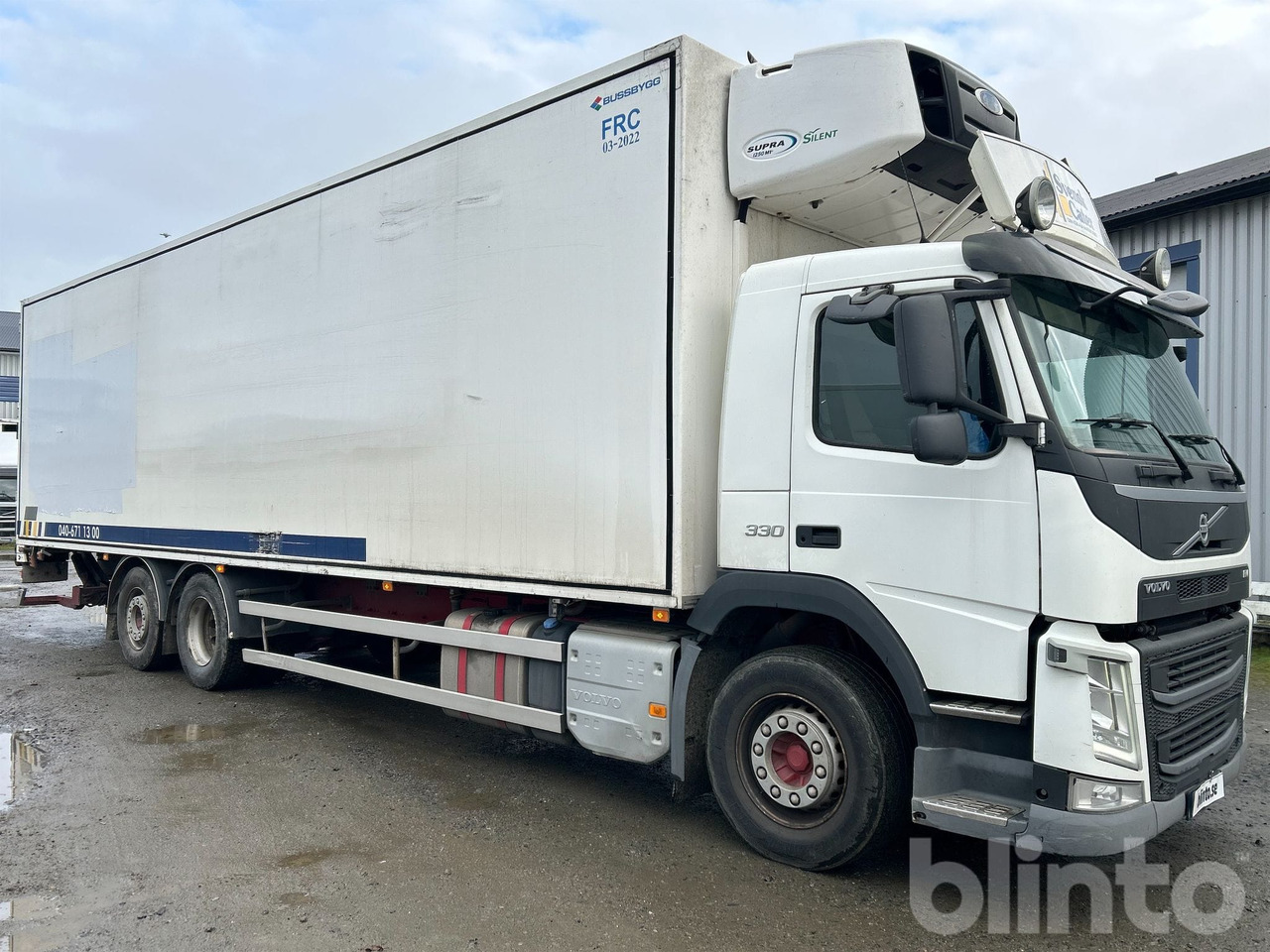 VOLVO FM330 - شاحنة الفريزر: صورة 4 VOLVO FM330 - شاحنة الفريزر: صورة 4