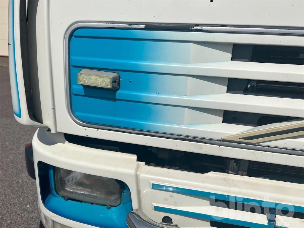 شاحنة قلاب, شاحنة كرين VOLVO FM7 6*2 - Tippflak: صورة 24