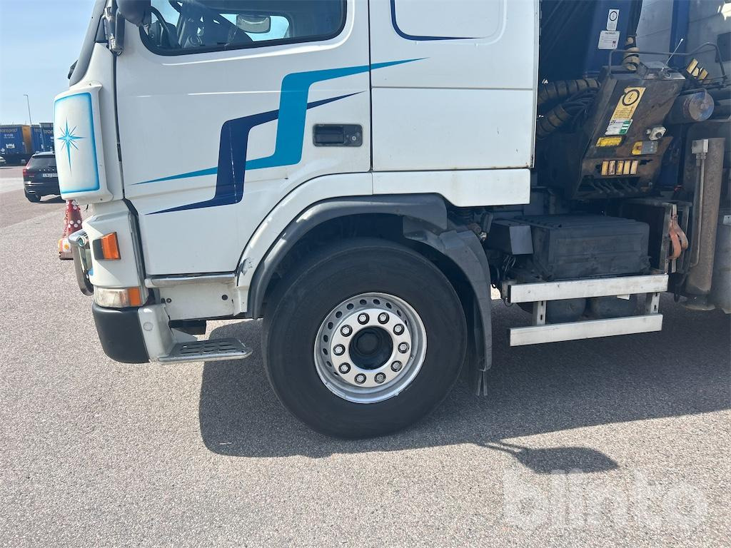 شاحنة قلاب, شاحنة كرين VOLVO FM7 6*2 - Tippflak: صورة 13
