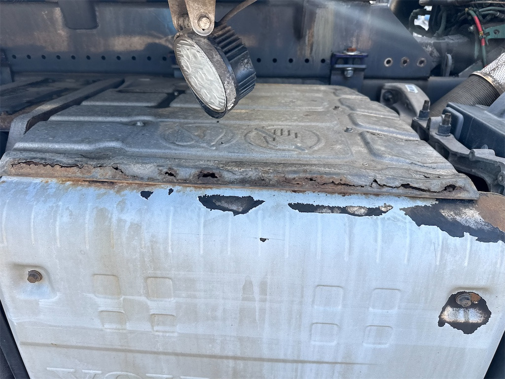 شاحنة نقل المخلفات VOLVO FM7: صورة 27