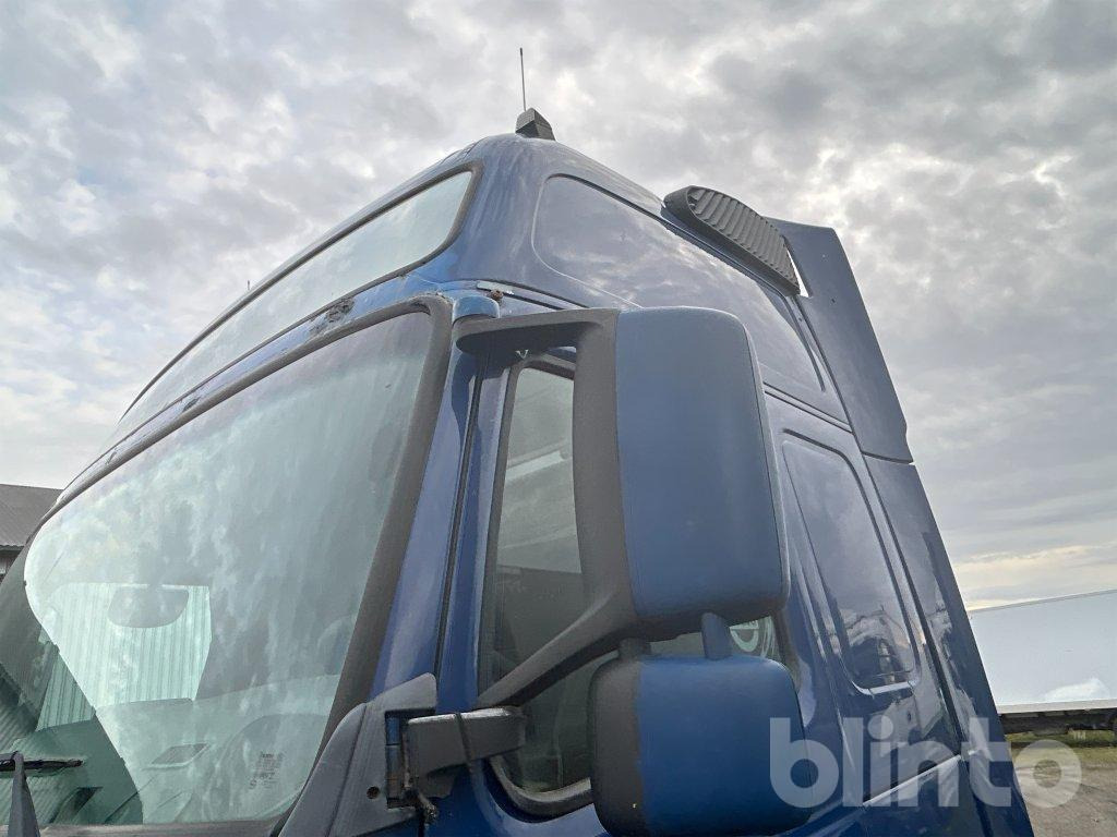 شاحنة VOLVO: صورة 6