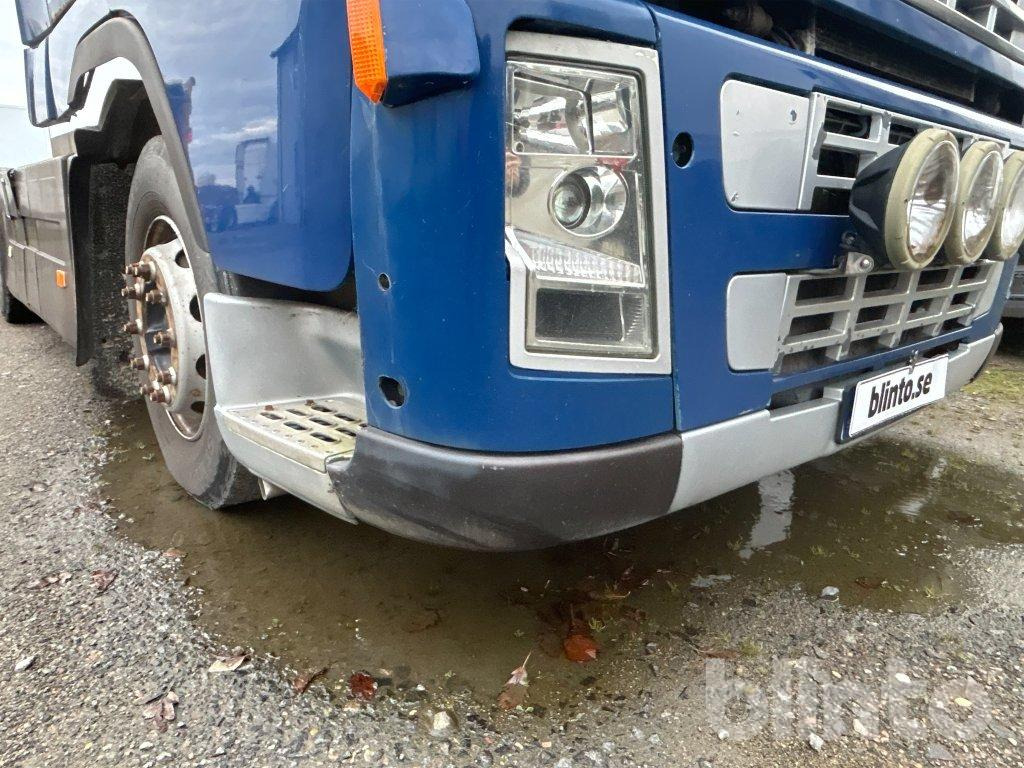 شاحنة VOLVO: صورة 21