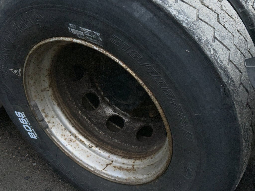 شاحنة VOLVO: صورة 42