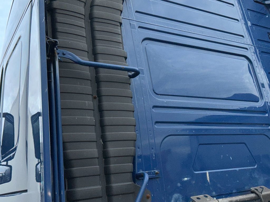 شاحنة VOLVO: صورة 43