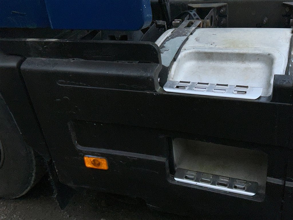 شاحنة VOLVO: صورة 47